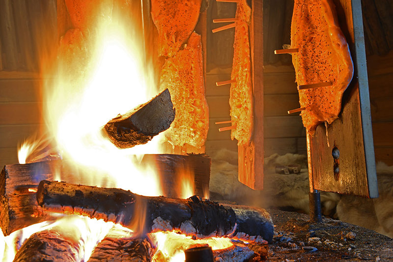 karelien-fisch-feuer.jpg