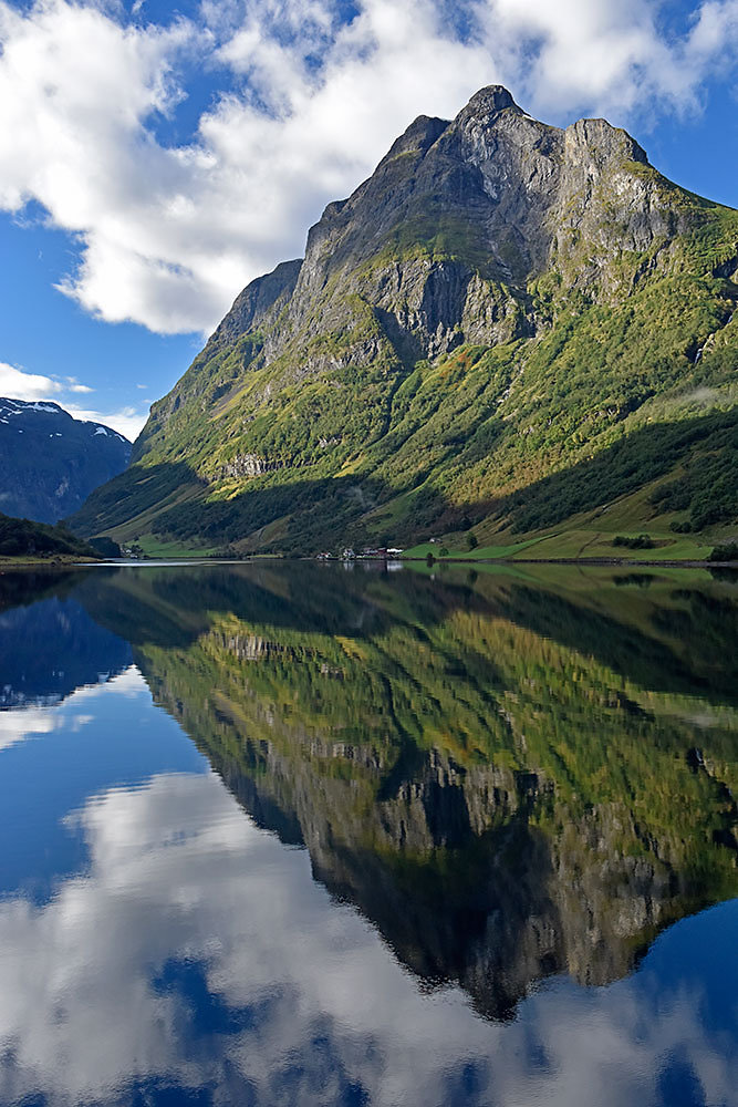 naeroyfjord-schiff.jpg