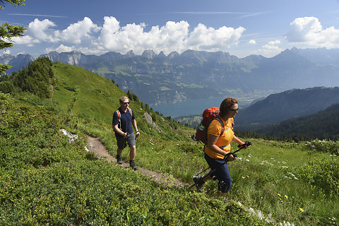 Wandern und Wellness im Heidiland